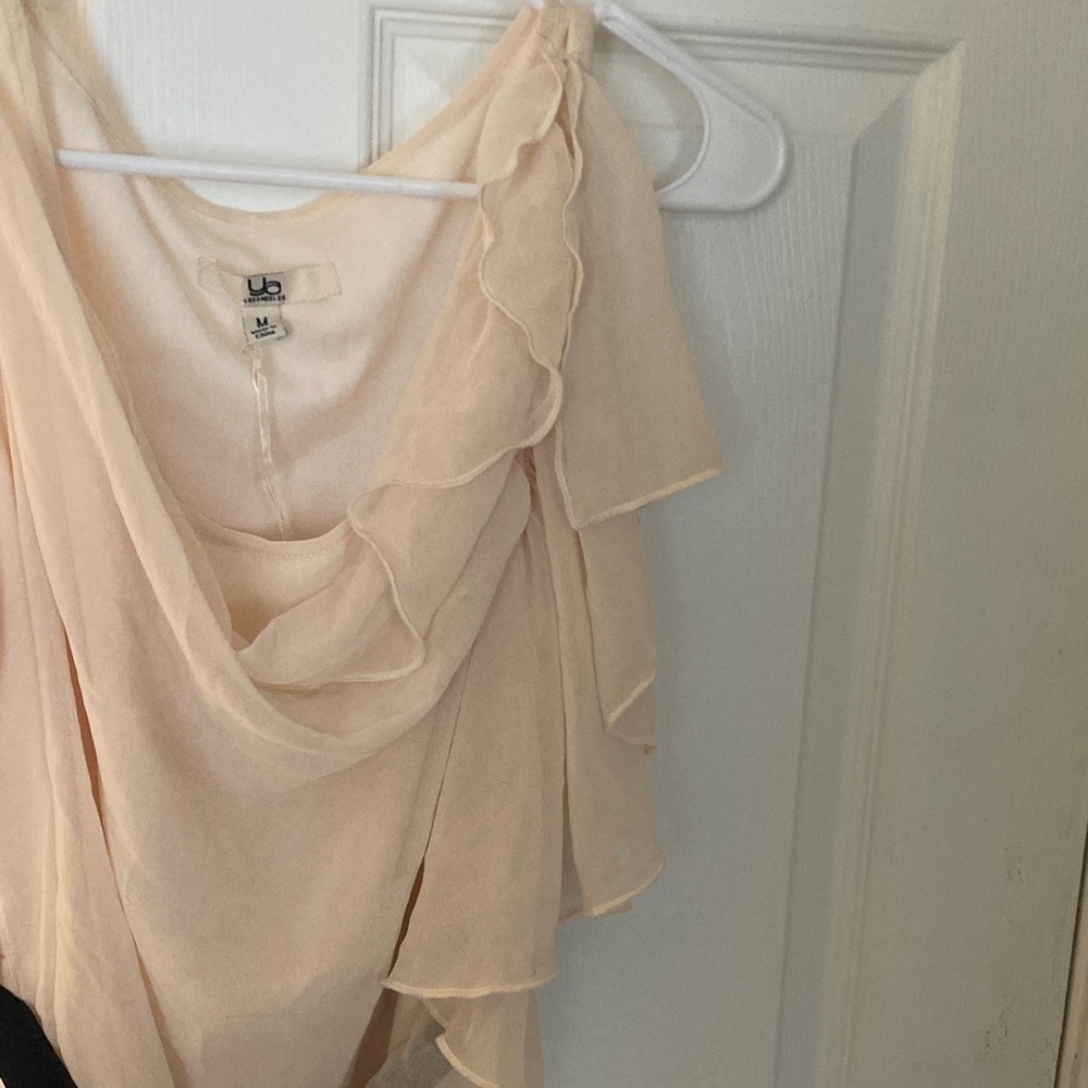 Ya Elegant Flowy Cream Dress with Black Accent - Picture 4 of 5